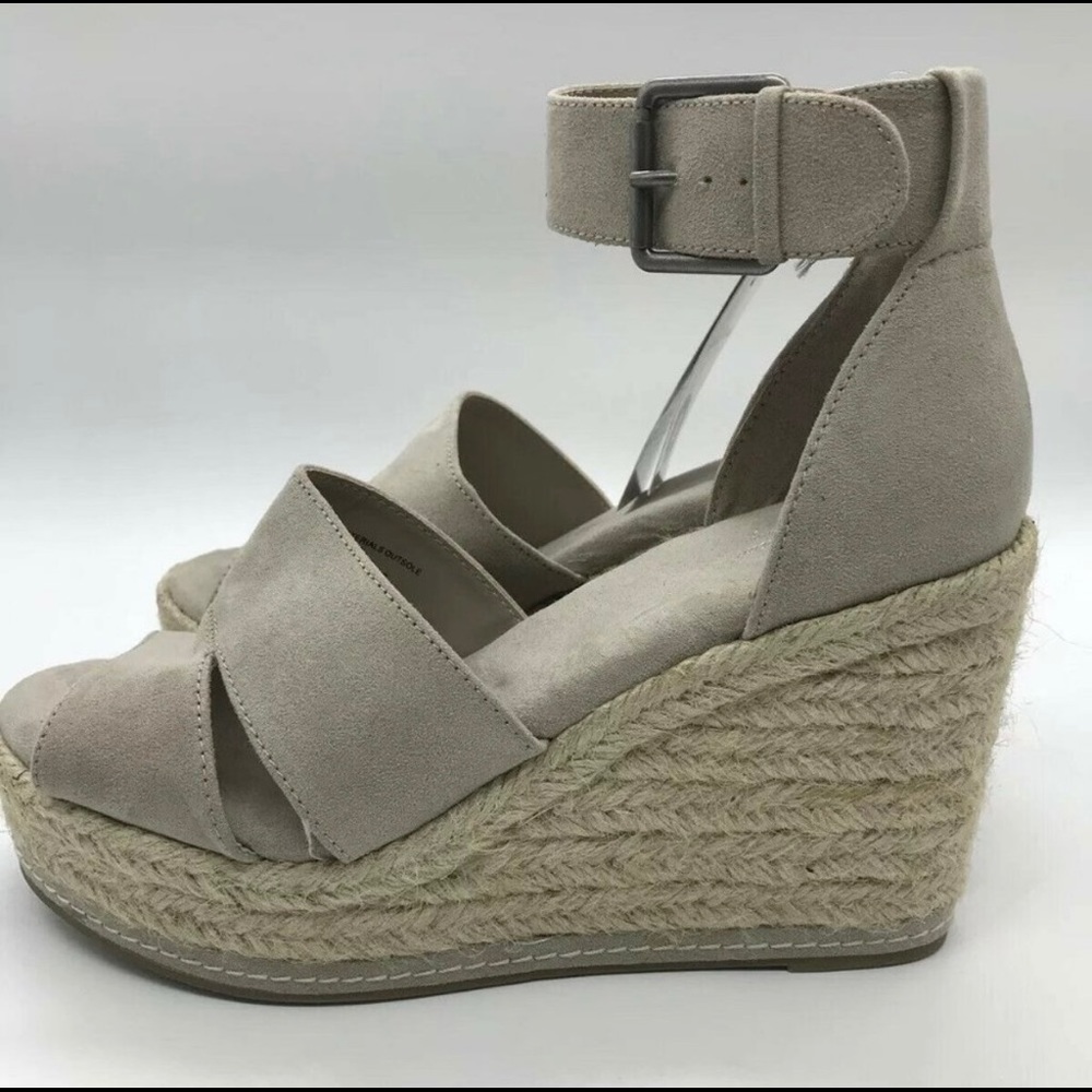 🎁Universal Thread Microsuede Ankle Strap Espadrille